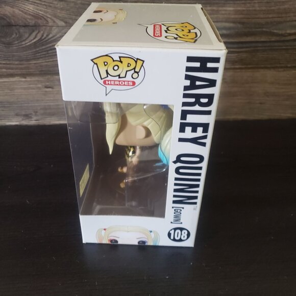 Funko Pop Harley Quinn 108 Gown Hot Topic Exclusive Suicde Squad Vinyl Figure - Picture 4 of 6